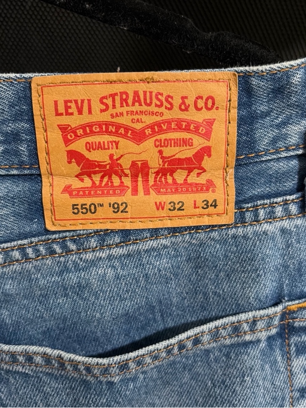 Levi's 550 Straight Light Blue Denim Jeans - Picture 2 of 5